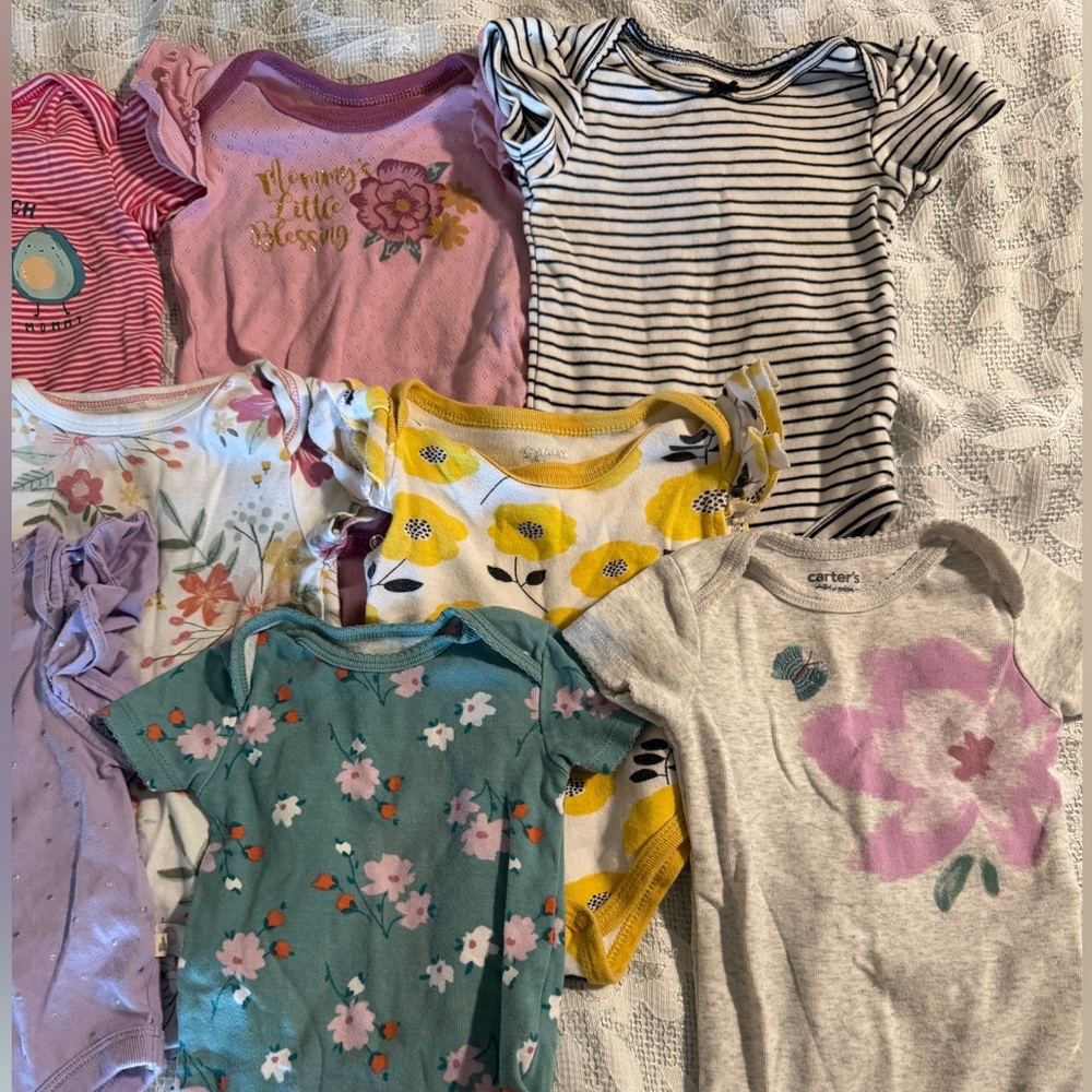 16 pieces - BIG LOT Baby girl clothing -  3m-6m